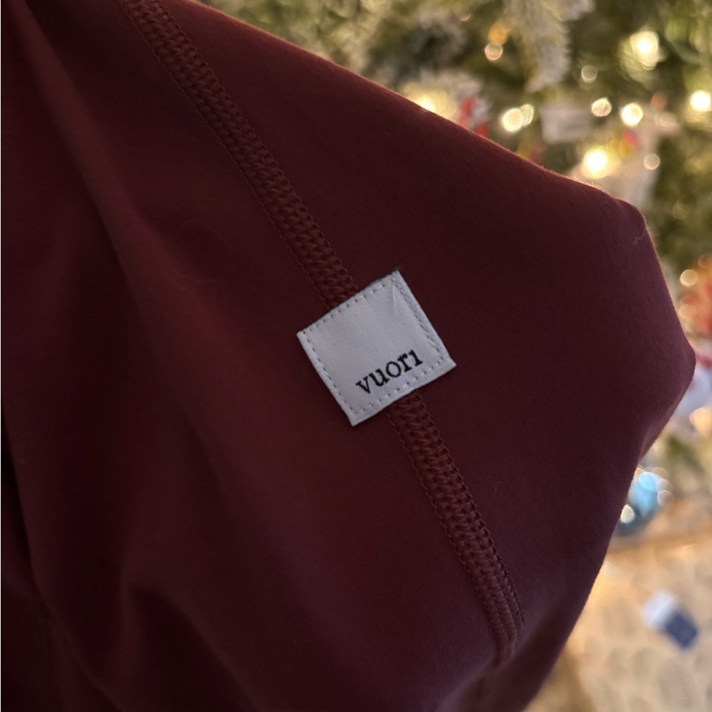Vuori Burgundy Leggings